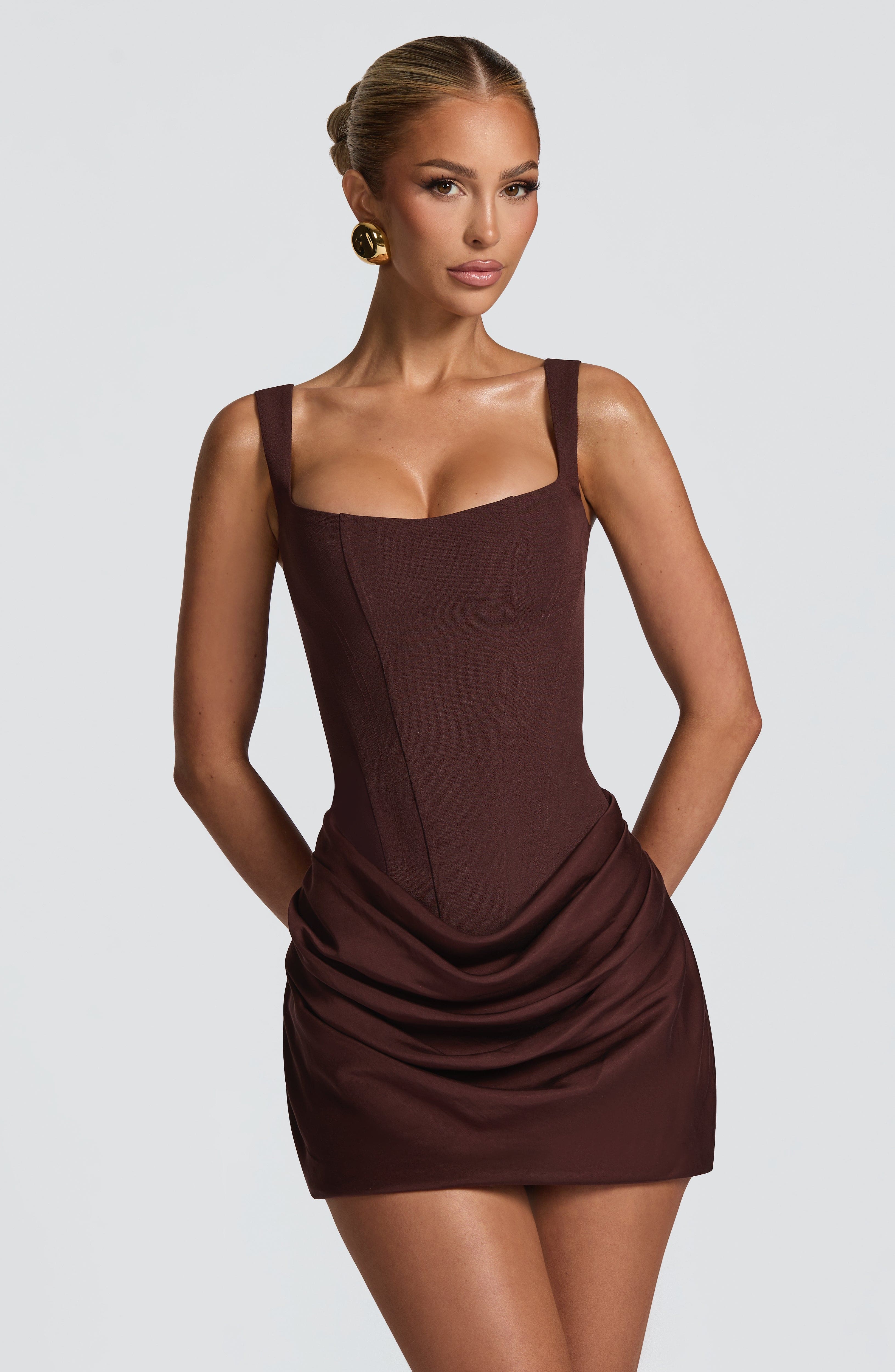 #Color_Brown